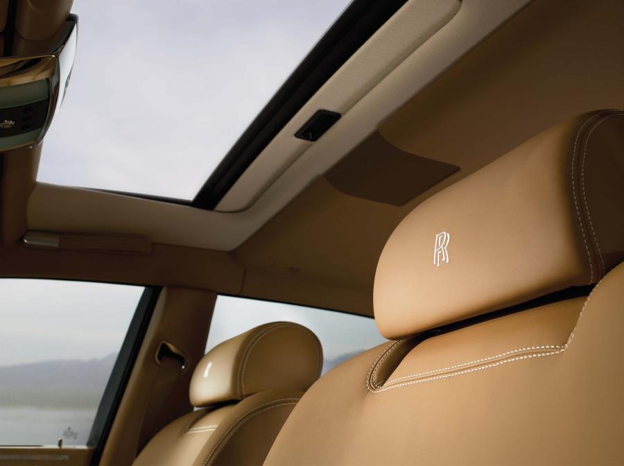  Rolls-Royce Phantom 2009 года  (фото 3 из 28)